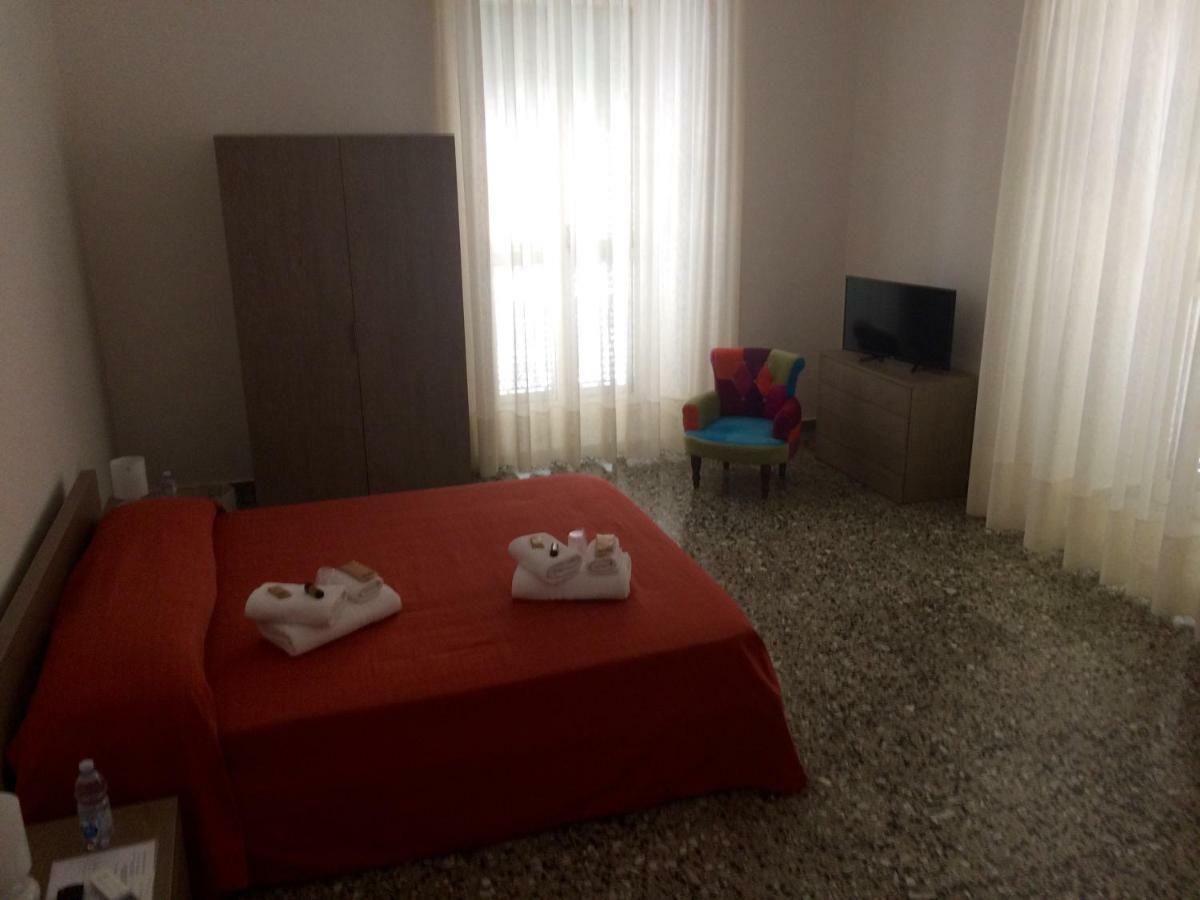 B&B Zia Iaia Siderno Exterior photo
